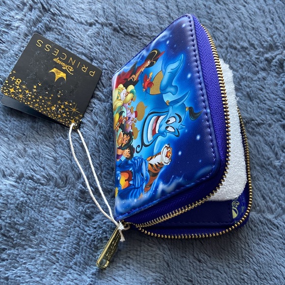 Loungefly Disney Aladdin 30th anniversary zip around wallet NWT - Picture 7 of 8